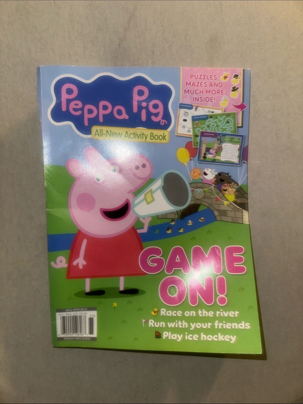 Vintage Collectible. Peppa Pig Game On! Activity Book - Pink, Green & Blue